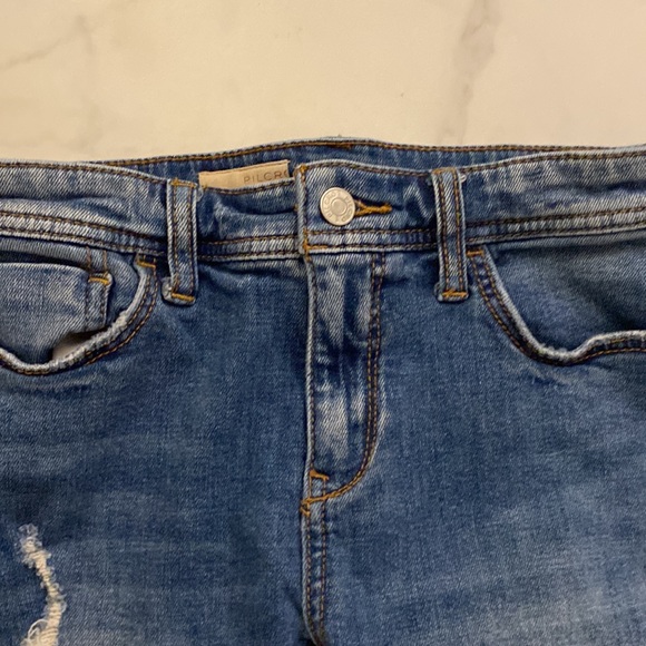 Pilcro Slim Boyfriend Crop Jeans. Size 26. Jeans are in good condition - Picture 2 of 16